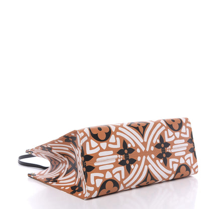 Louis Vuitton Monogram Giant Crafty Onthego GM Crème Caramel 5 of 10