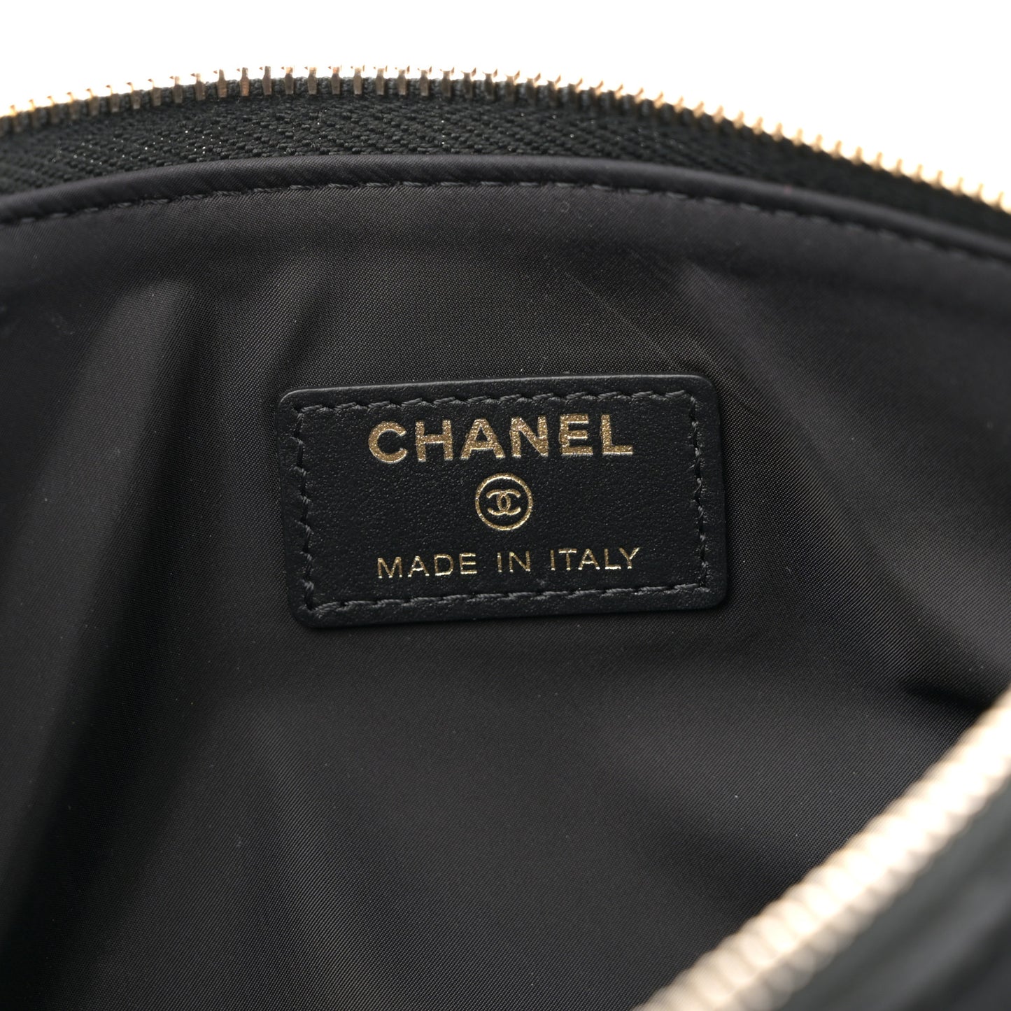Velvet Effect Nylon Shiny Crumpled Calfskin Coco Neige Quilted Clutch With Chain Black