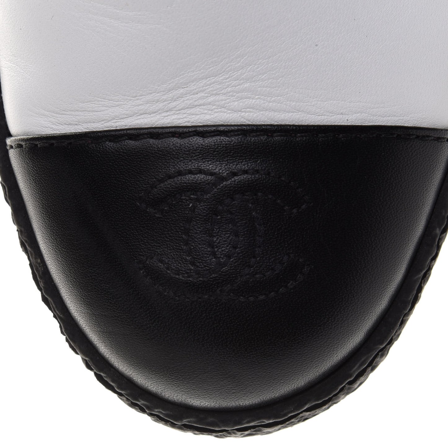 Calfskin Cap Toe CC Ankle Boots 40 White Black