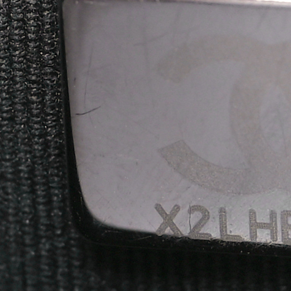 Caviar Quilted Medium Boy Flap Black