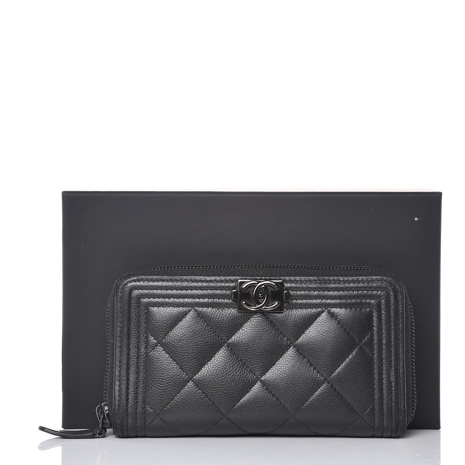 Chanel Caviar Quilted Boy Small Zip Around Wallet So Black 21 of 21