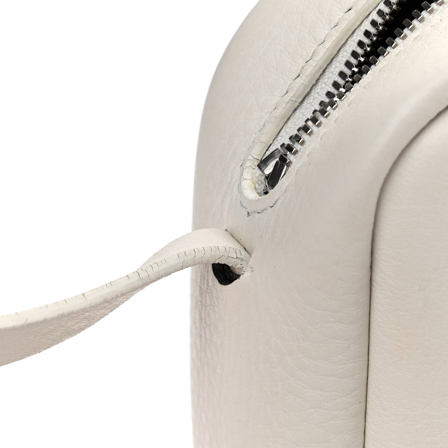 Balenciaga Calfskin Logo S Everyday Camera Bag White 17 of 18