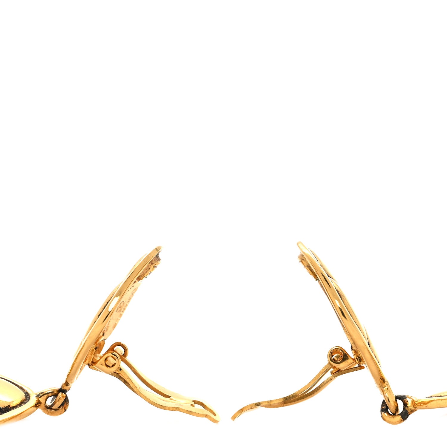 Chanel Metal Quilted Clip On Earrings Gold 3 of 4