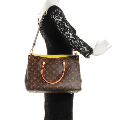 Louis Vuitton Monogram Pallas Pistache 2 of 8