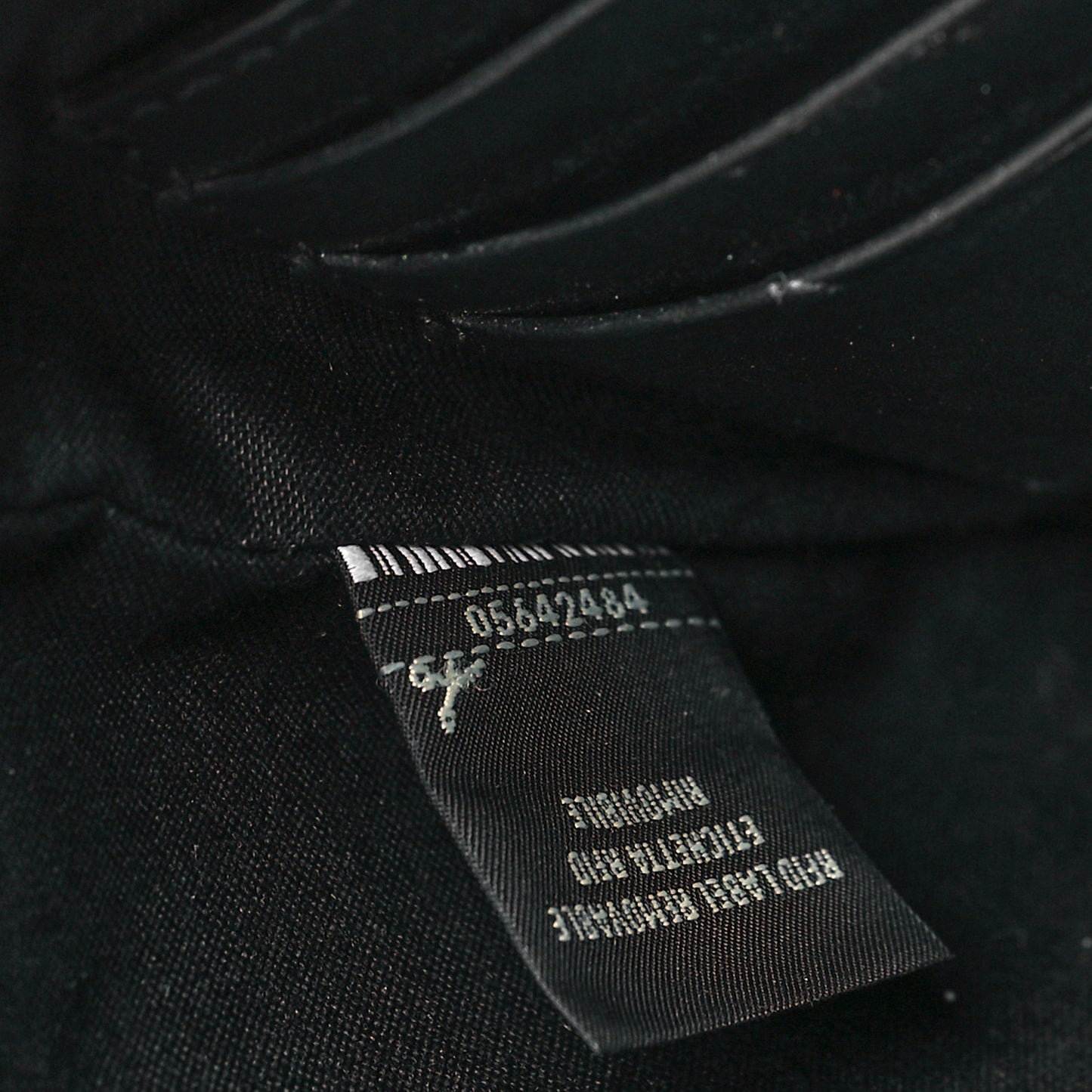 Glazed Fabric Vitello Century FF 1974 Stamp Patch Medium FFreedom Flat Pouch Mogano Panna Black