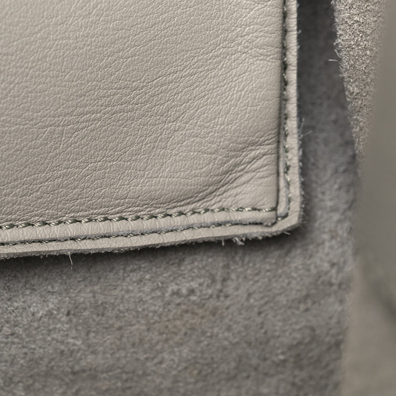 Balenciaga Veau Papier A4 Zip Around Tote Gray 13 of 32