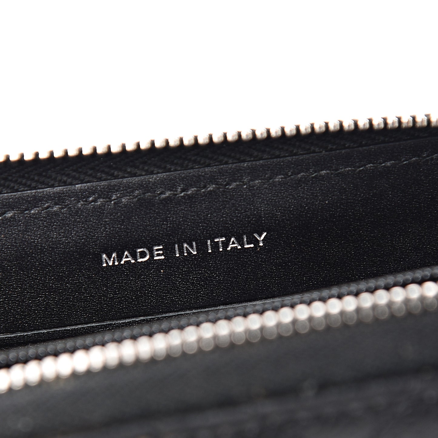 Caviar Quilted Small Gusset Zip Around Wallet Black