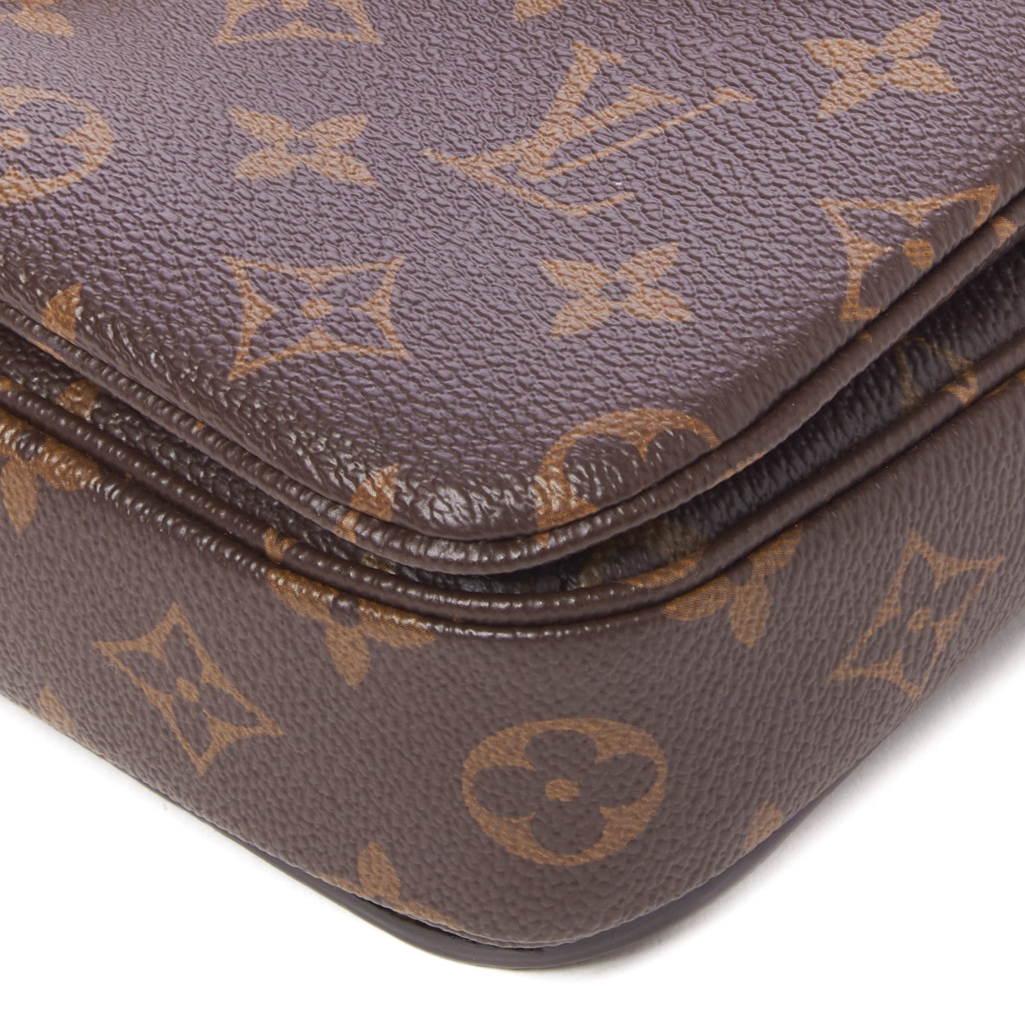 Louis Vuitton Monogram Pochette Metis 4 of 8