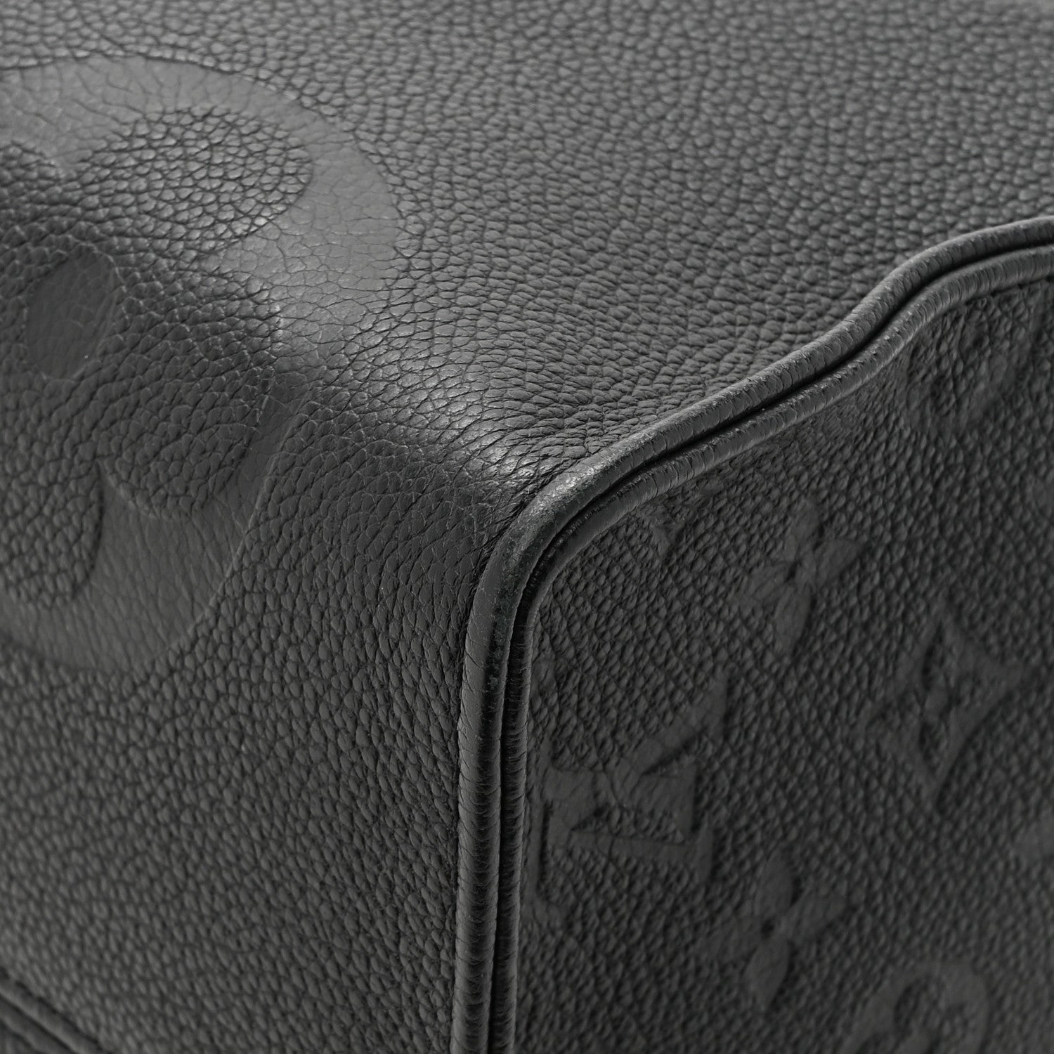 Louis Vuitton Empreinte Monogram Giant Onthego GM Black 13 of 15