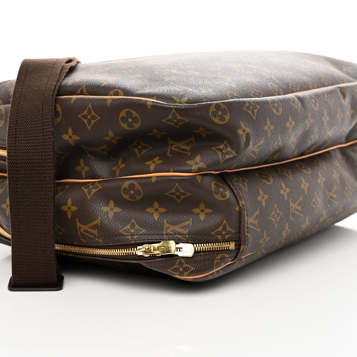 Louis Vuitton Monogram Alize 24 Heures Luggage 9 of 15
