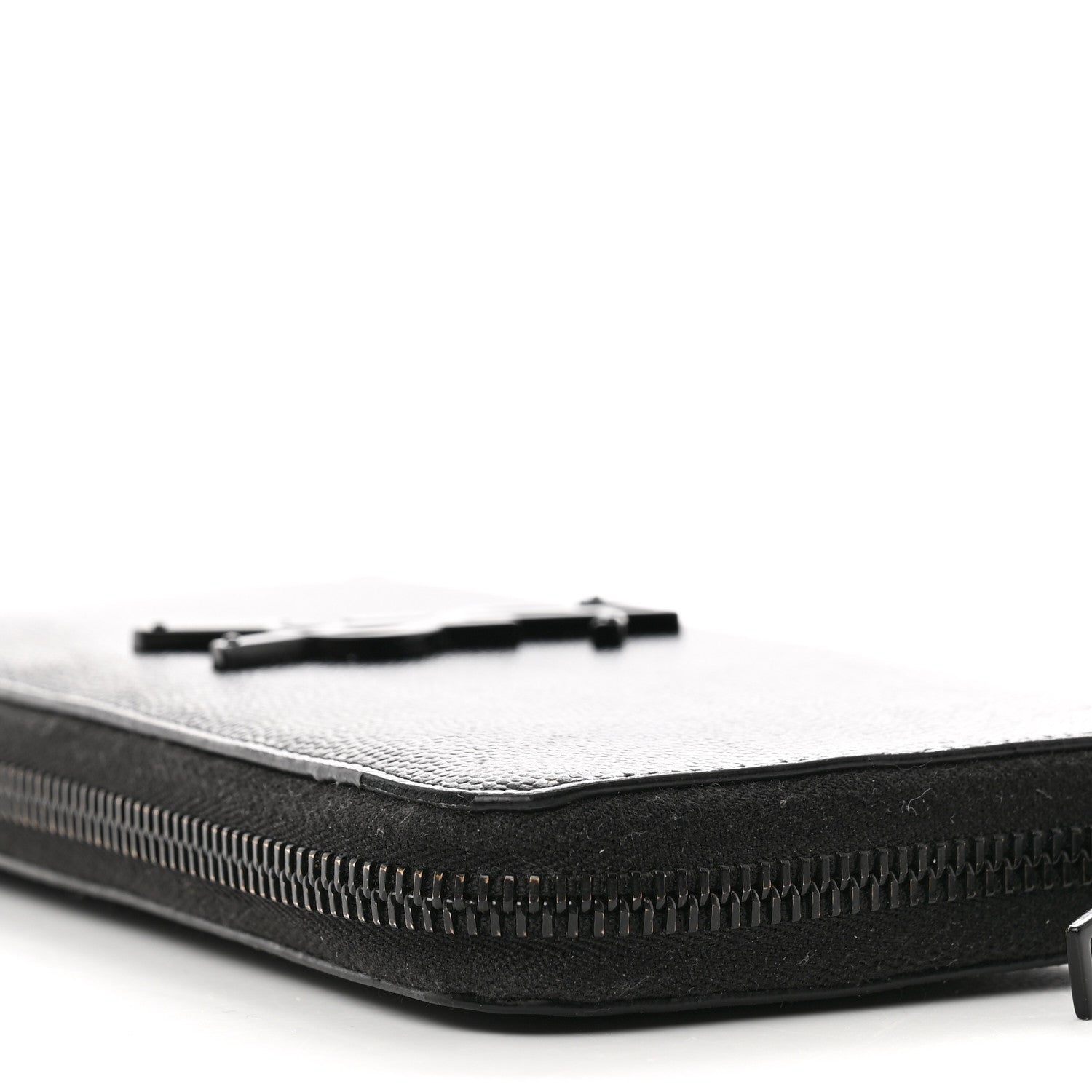 Saint Laurent Grain De Poudre Matelasse Chevron Monogram Monochrome Zip Around Wallet Black 9 of 10