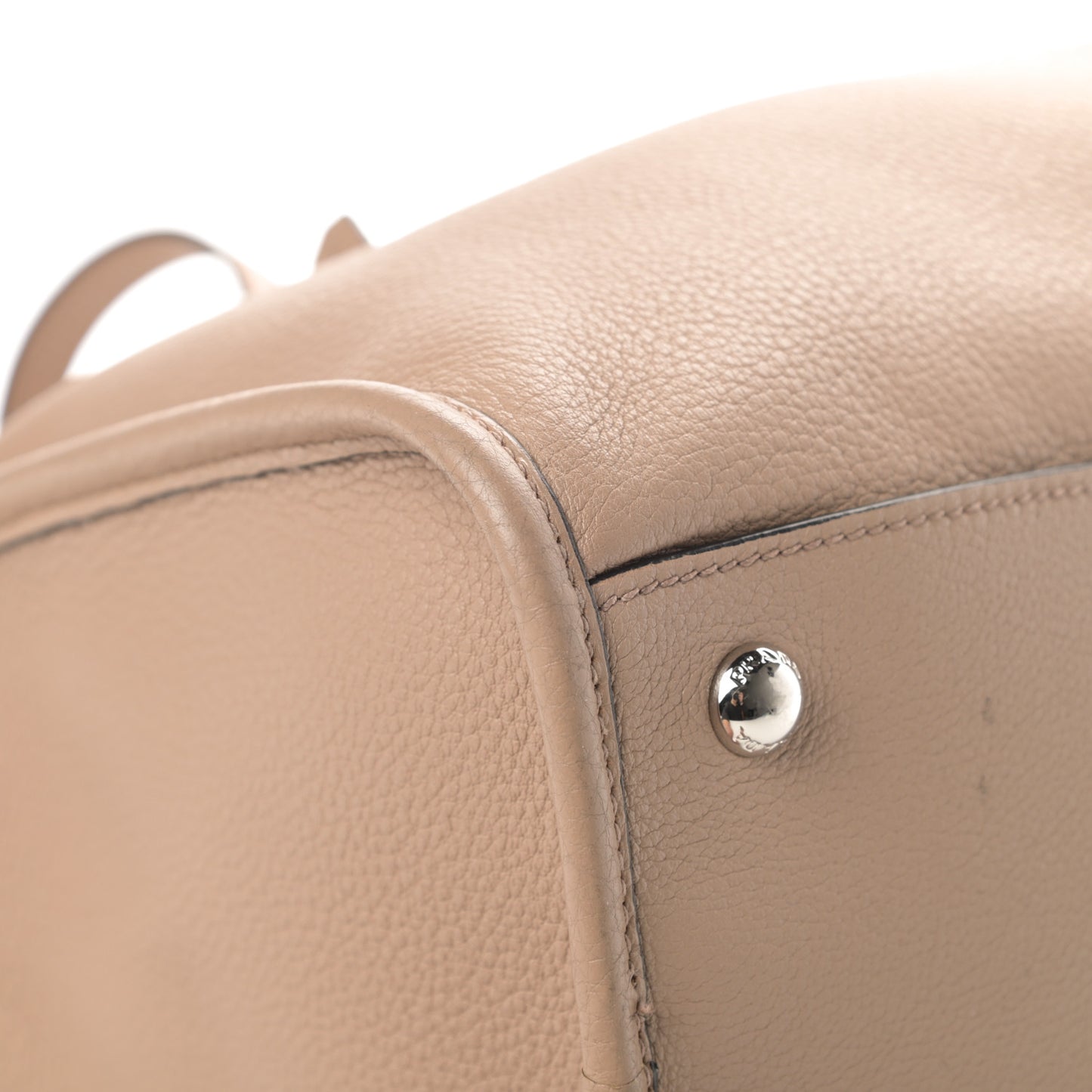 Vitello Daino Shopping Satchel Cammeo