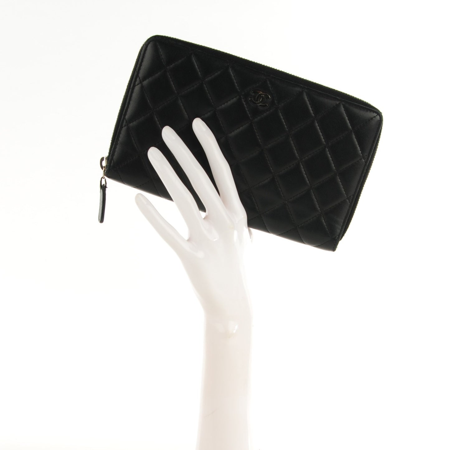 Lambskin Quilted Large Zipped Wallet Black