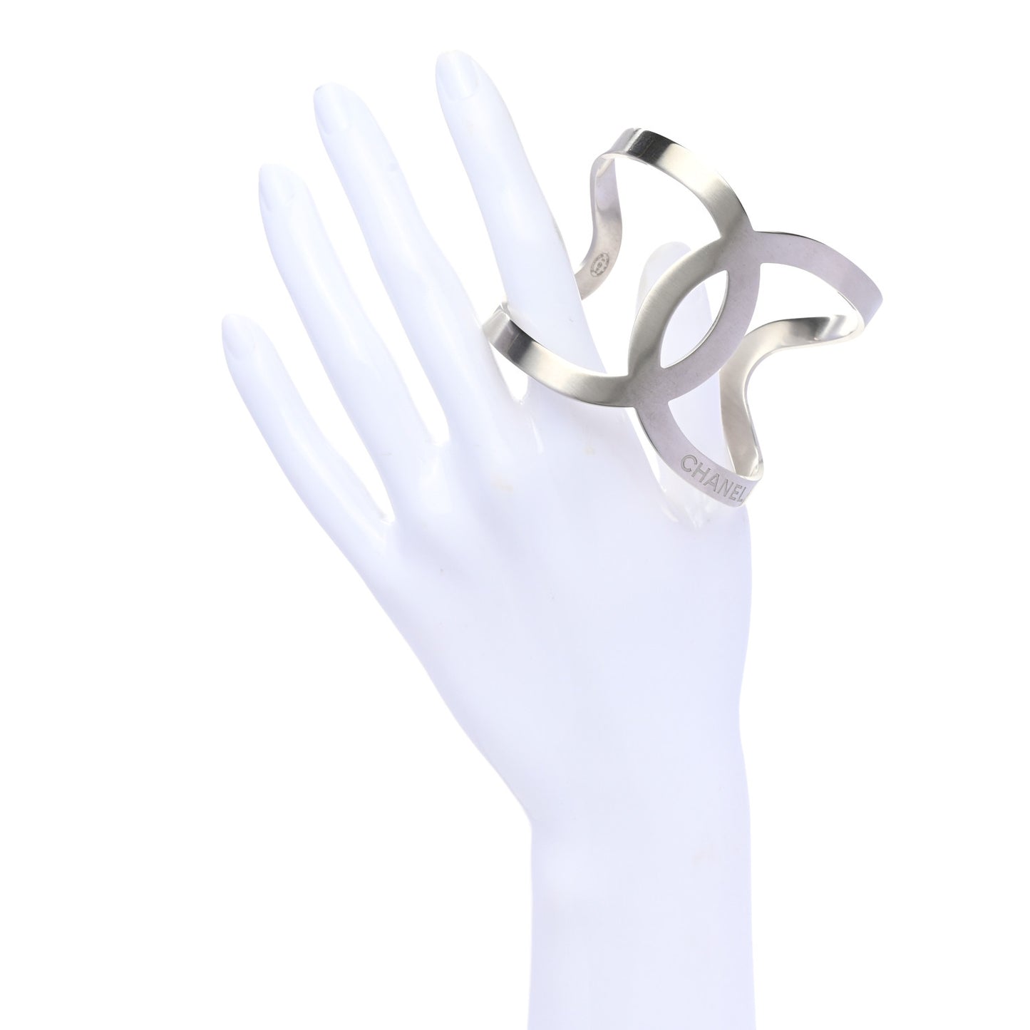 Metal CC Cuff Silver