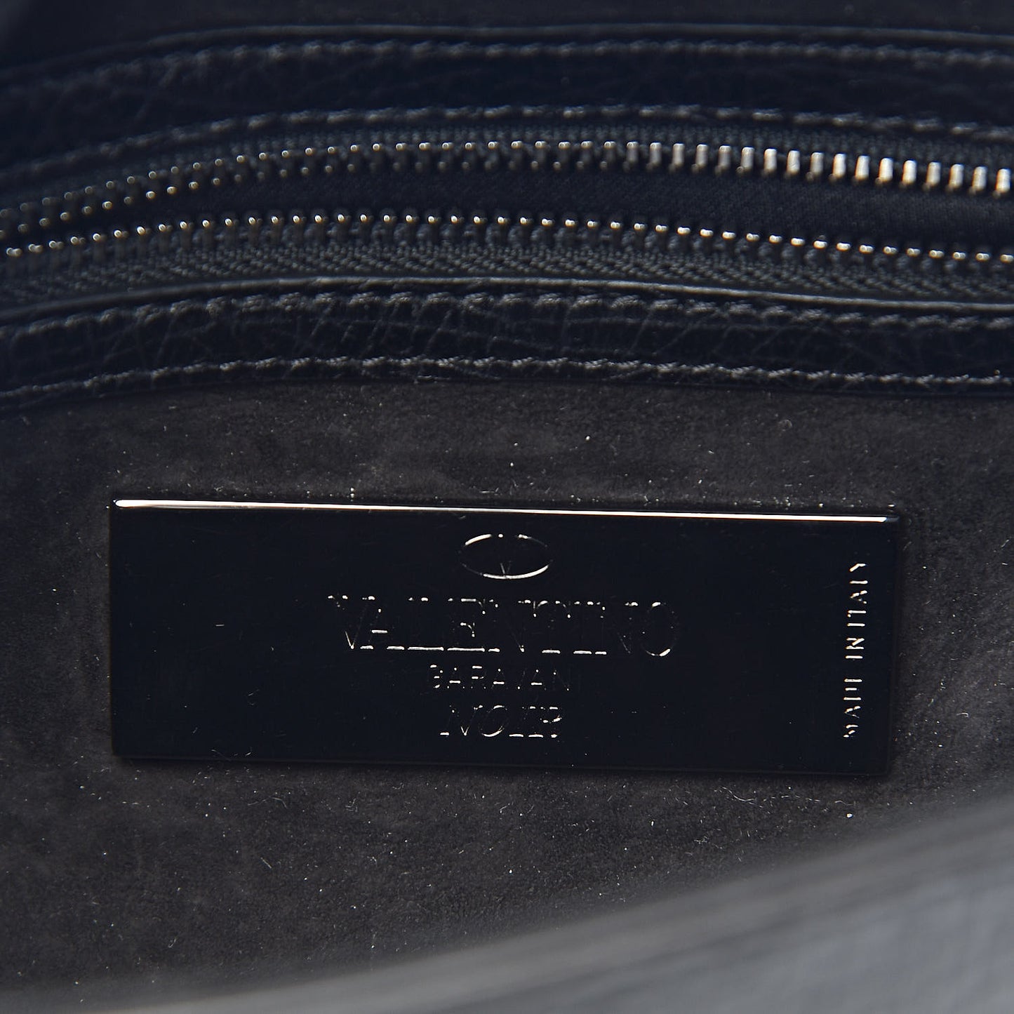 Pebbled Calfskin Small Glam Lock Rockstud Flap Black