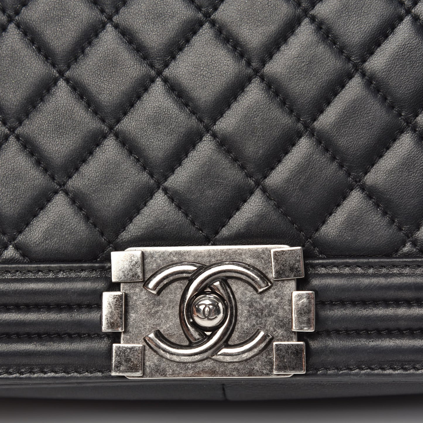 Lambskin Quilted Medium Boy Flap Black