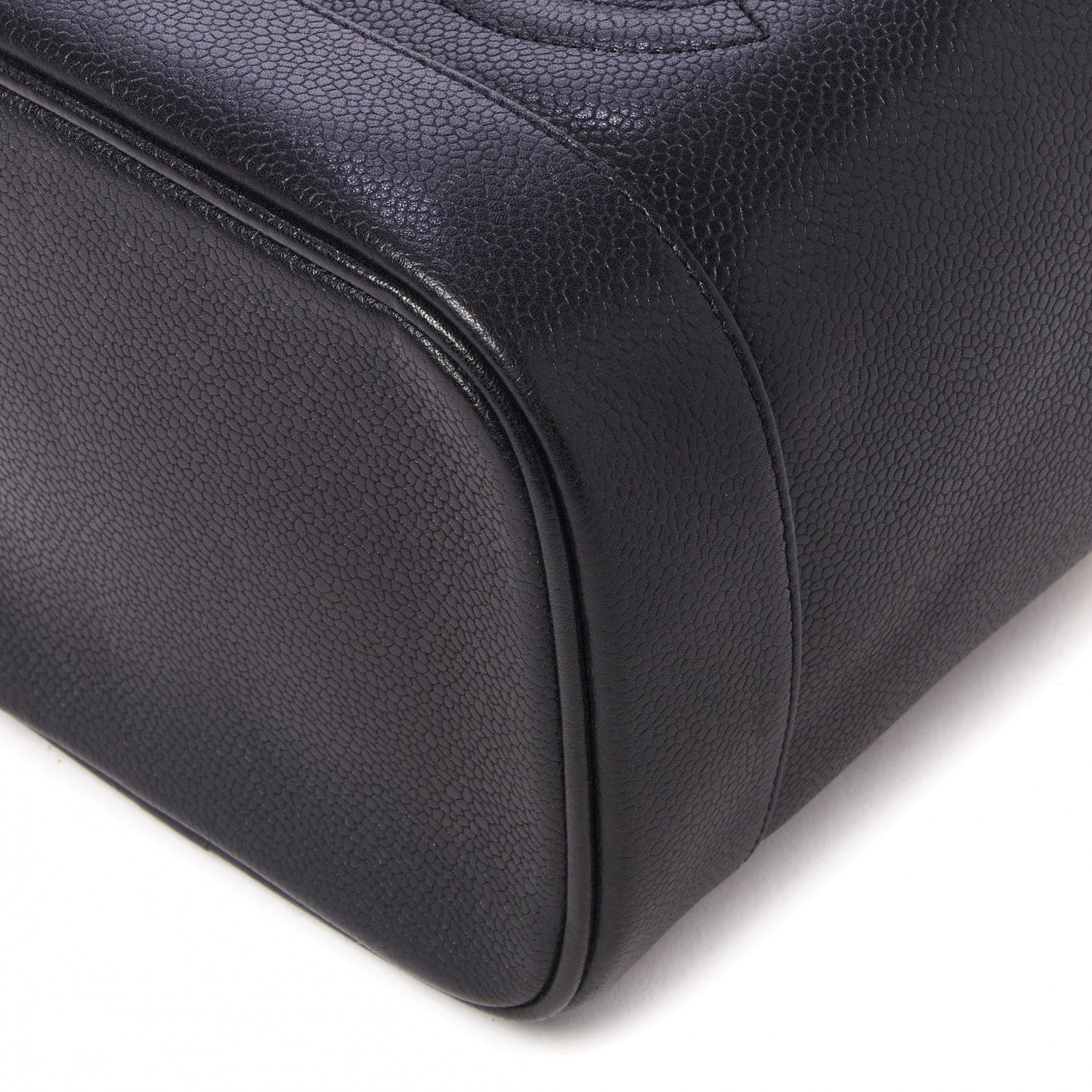 Chanel Caviar Vanity Cosmetic Case Black 4 of 9