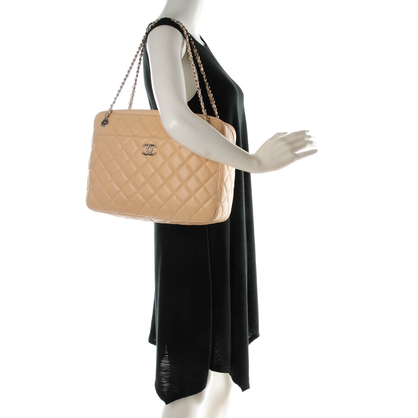 Lambskin Quilted Large Camera Case Beige Clair