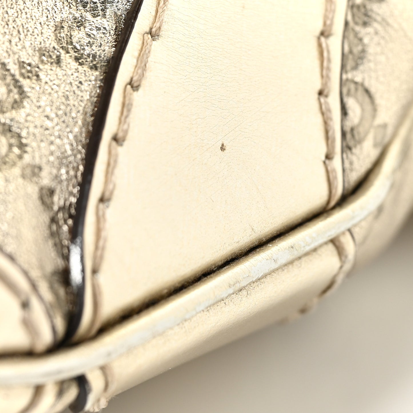 Metallic Guccissima Queen Bow Hobo Platinum
