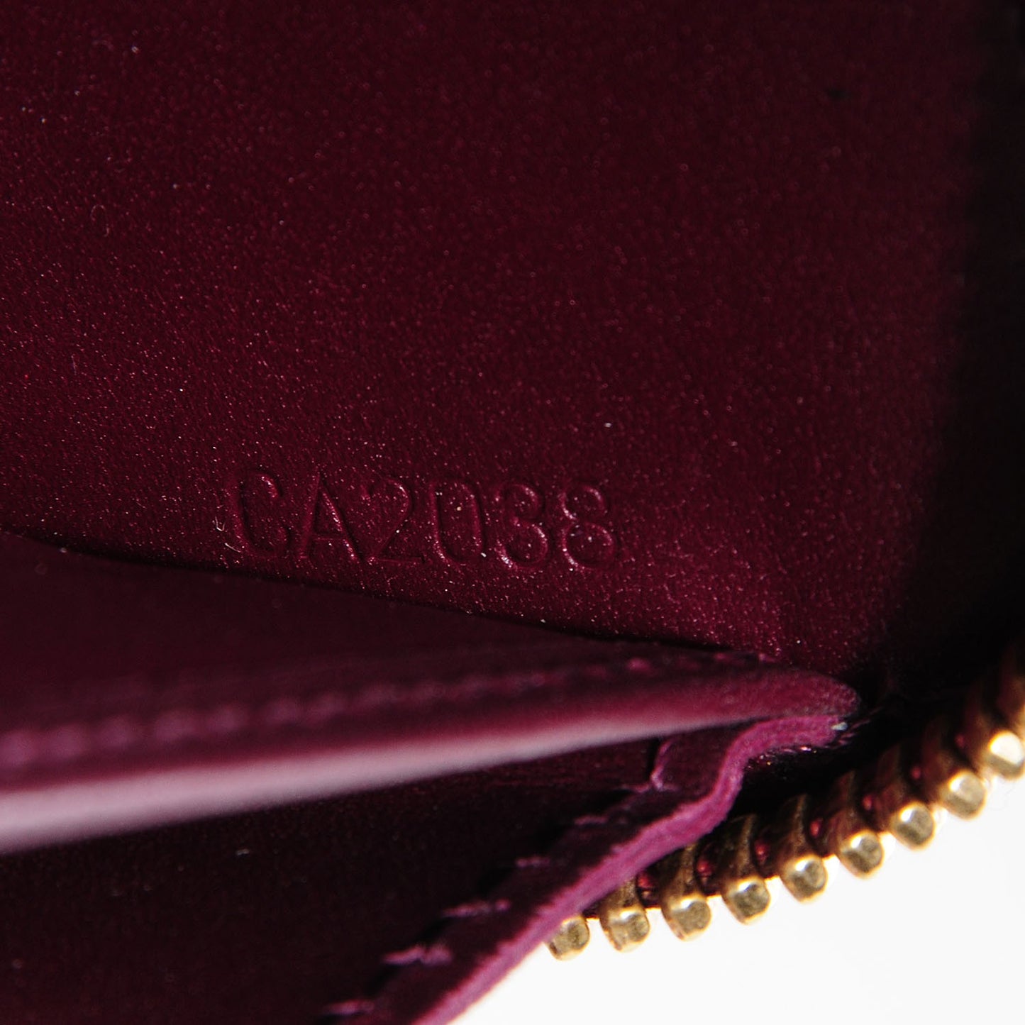 Vernis Zippy Wallet Violet