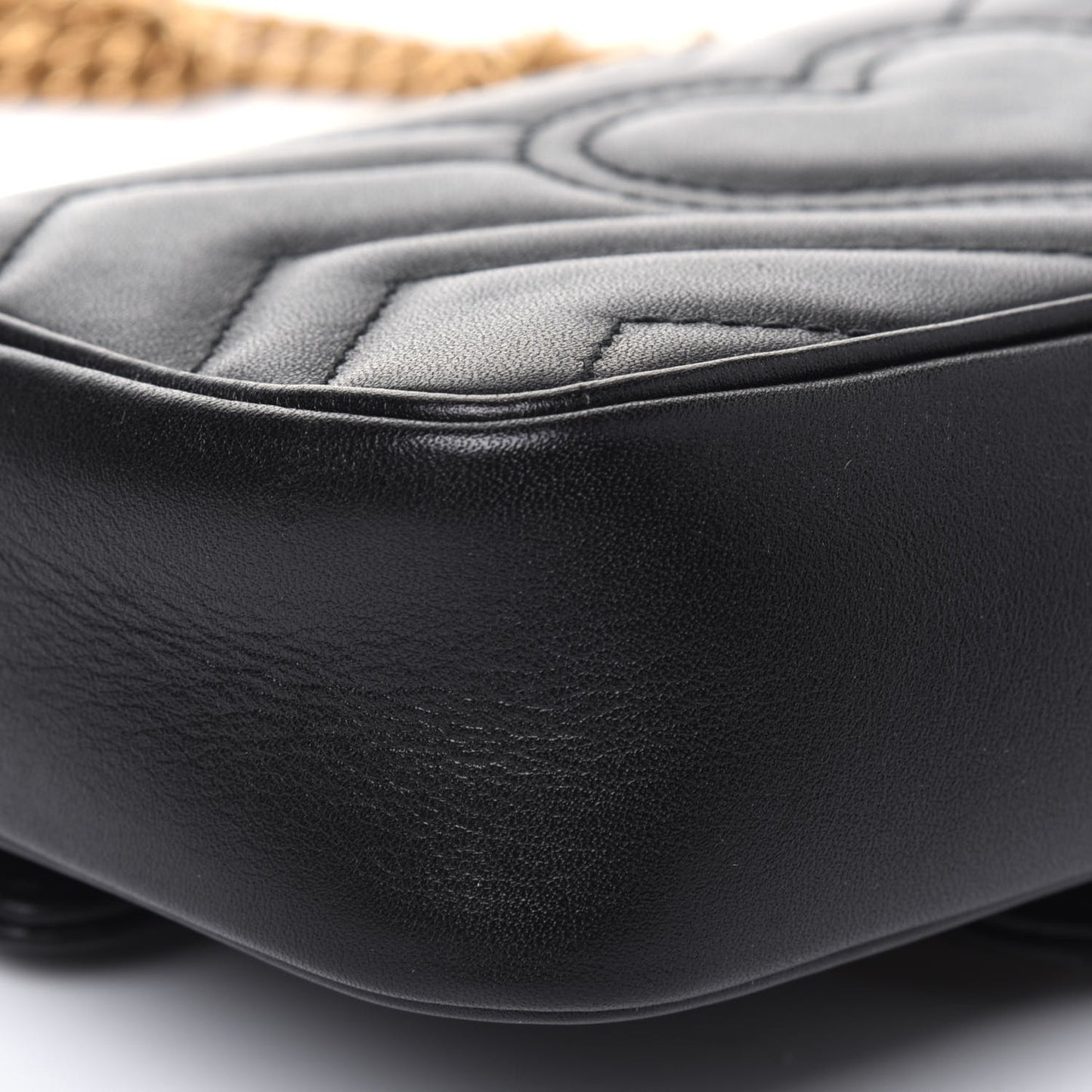 Calfskin Matelasse Super Mini GG Marmont Shoulder Bag Black