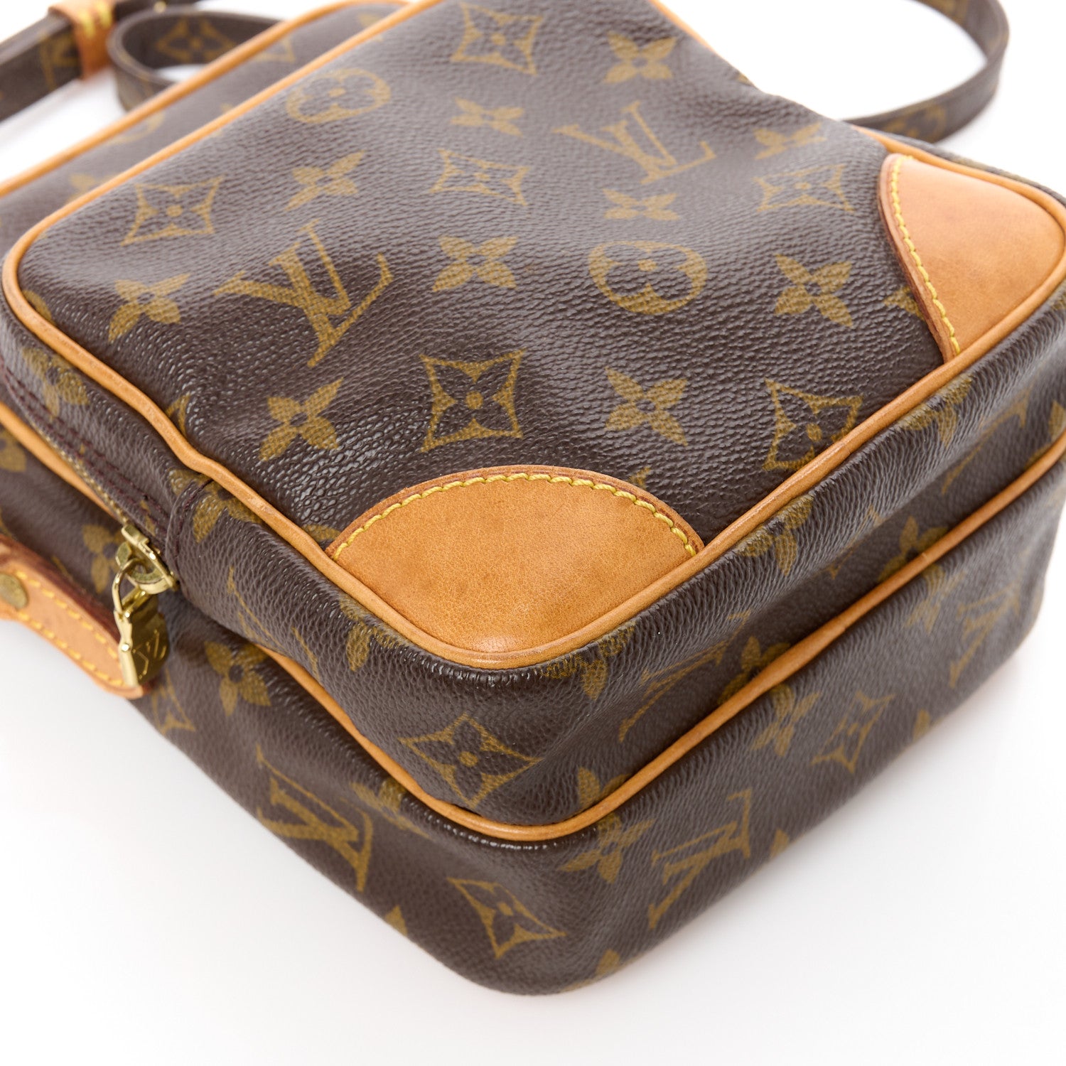 Louis Vuitton Monogram Amazone 9 of 10