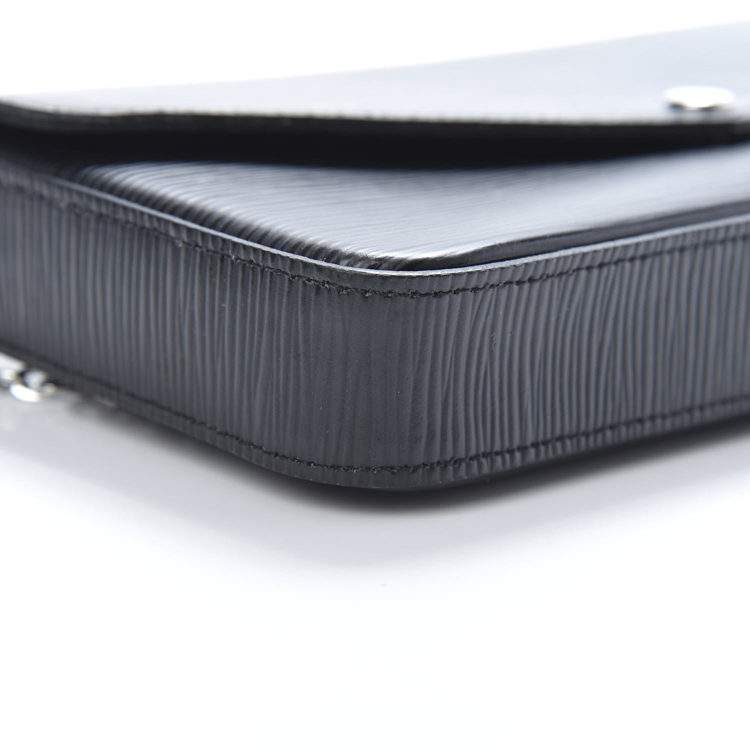 Louis Vuitton Epi Pochette Felicie Black 11 of 14