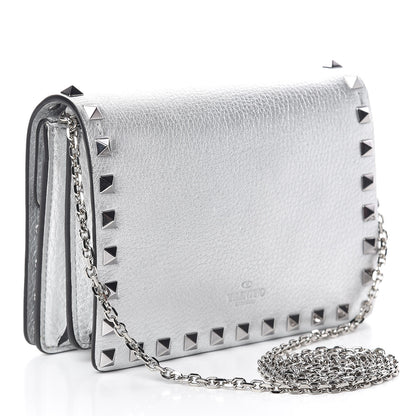 Valentino Garavani Metallic Pebbled Calfskin Rockstud Wallet on Chain Silver 3 of 9
