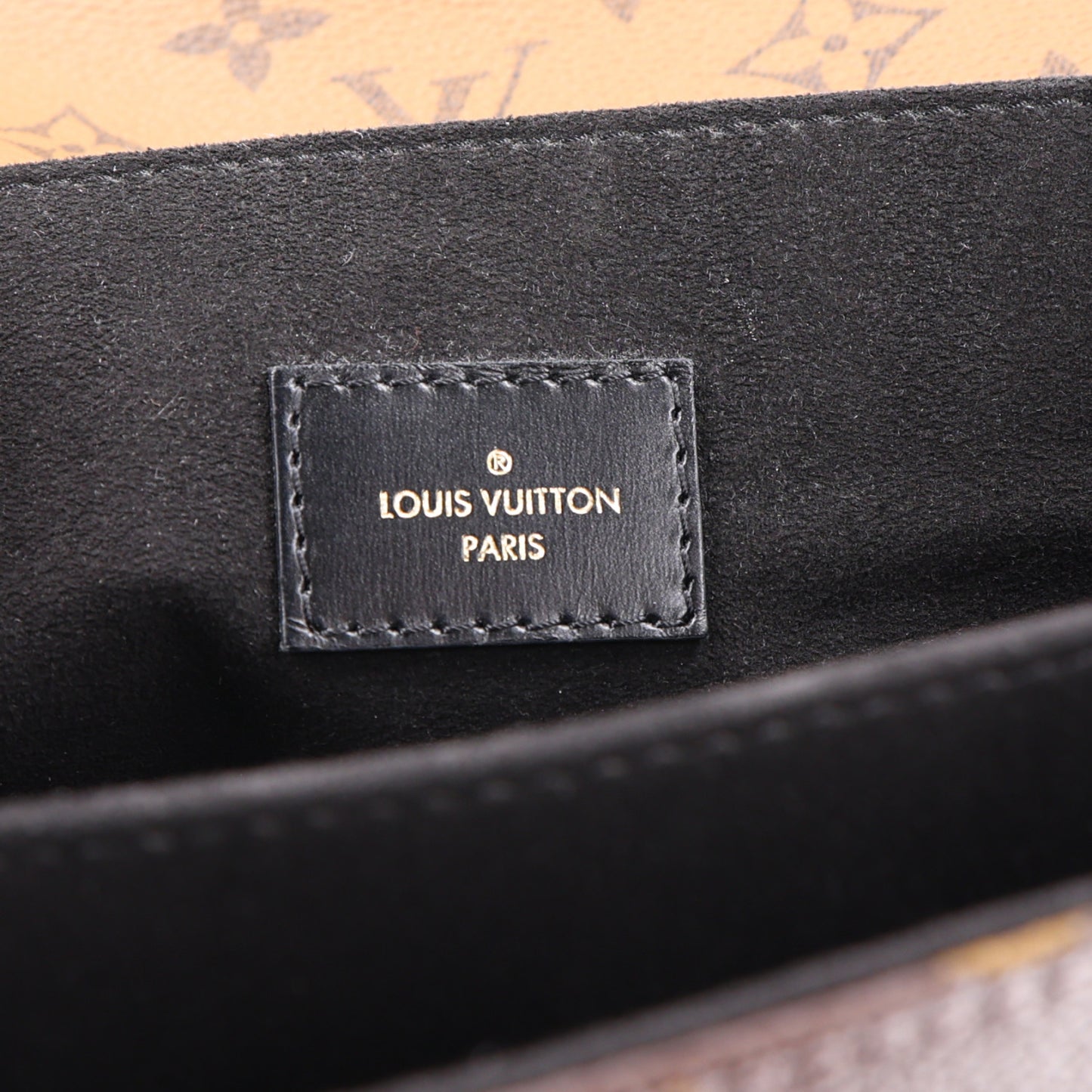 Reverse Monogram Pochette Metis