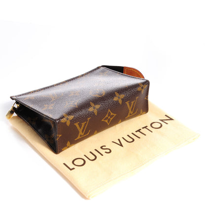 Louis Vuitton Monogram Toiletry Pouch 15 4 of 8