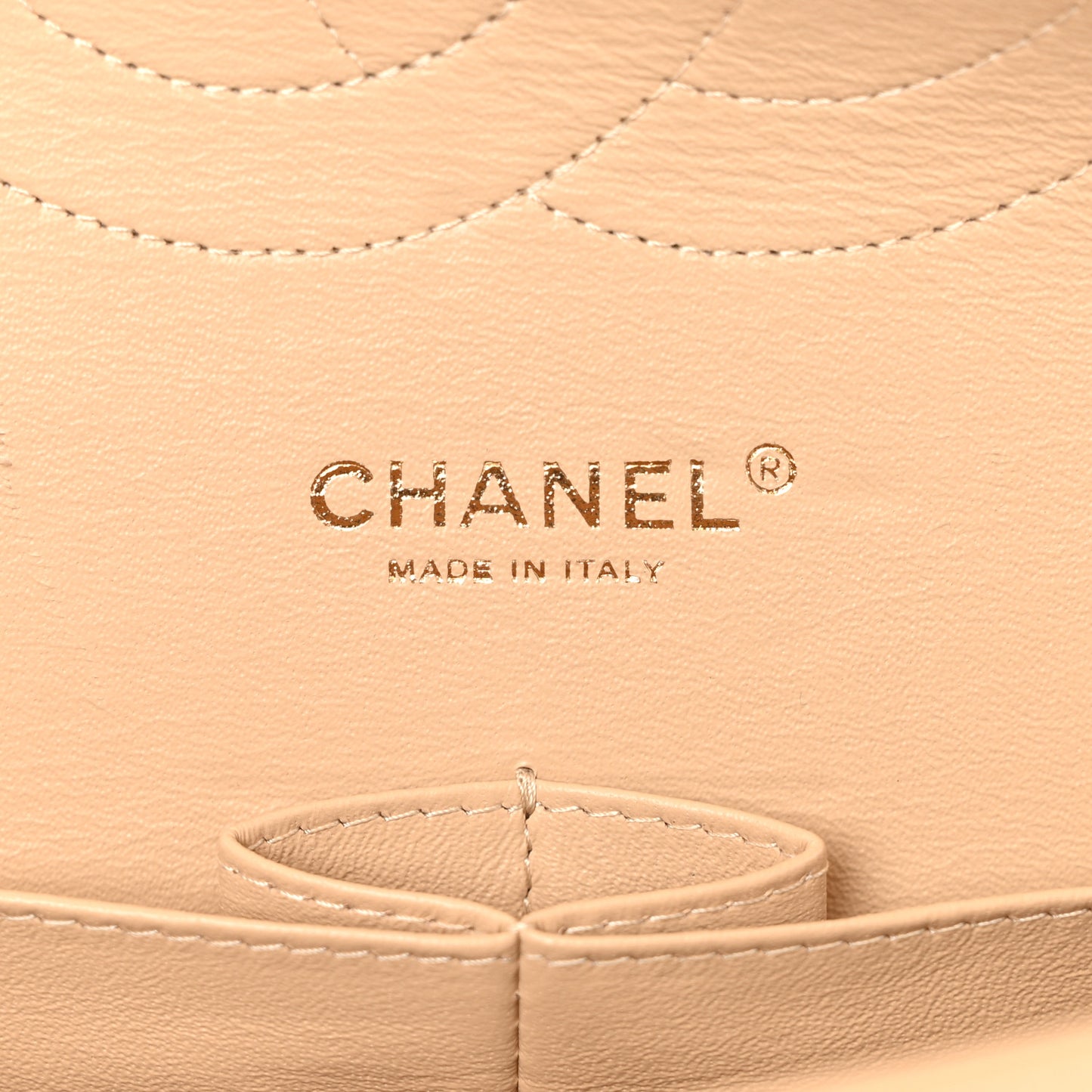 Caviar Quilted Jumbo Double Flap Beige Clair