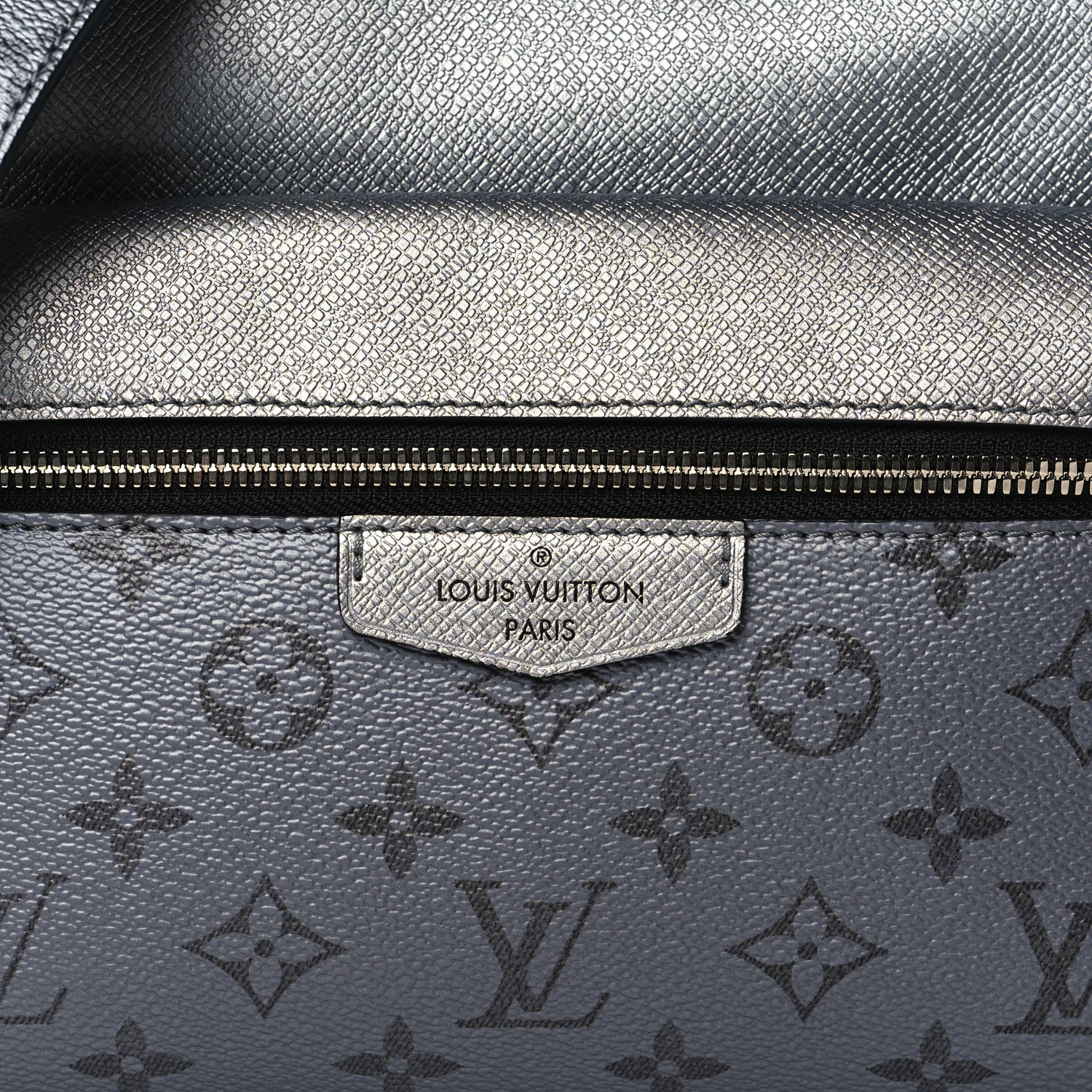 Louis Vuitton Taigarama Outdoor Messenger Gunmetal 7 of 9