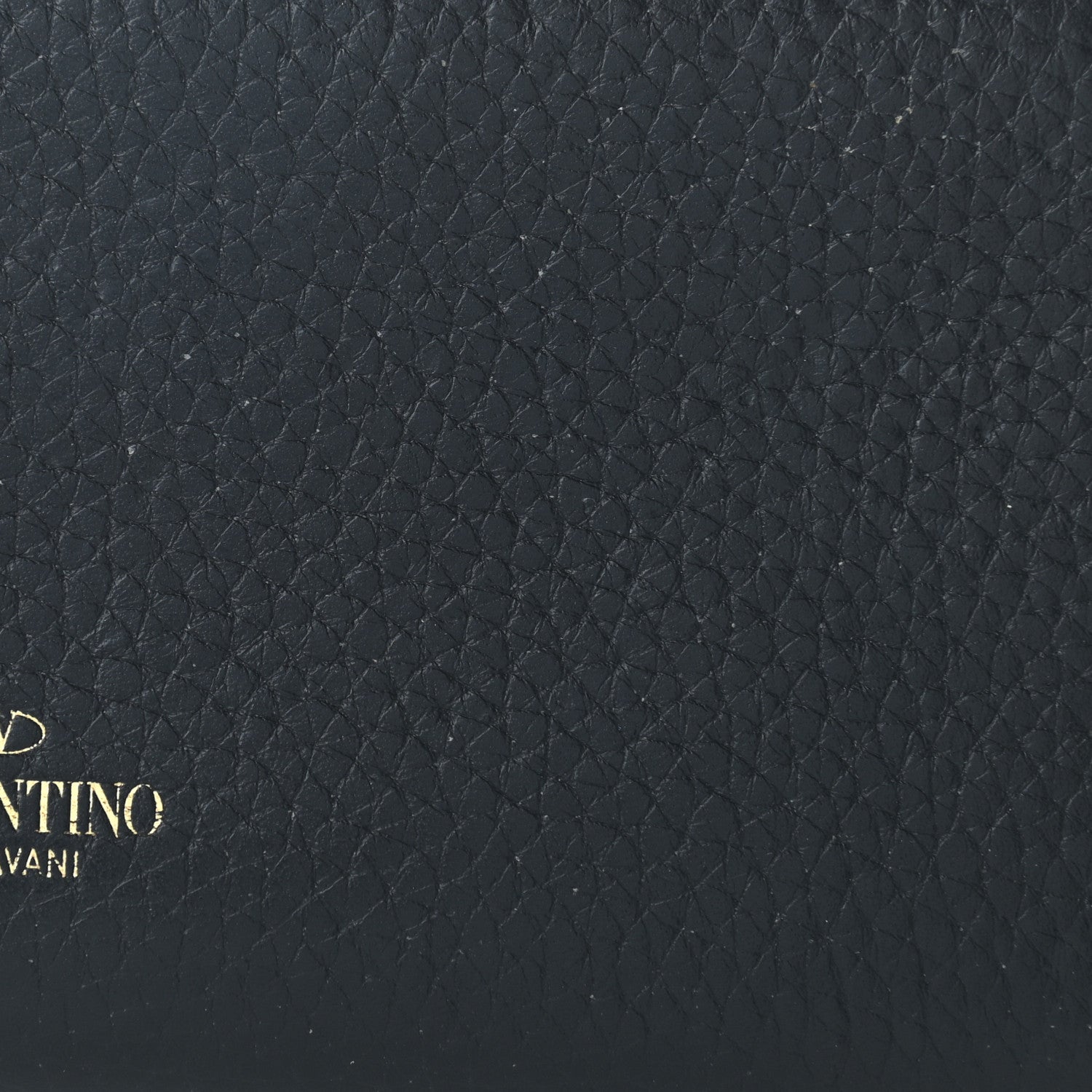 Valentino Garavani Pebbled Calfskin Rockstud Zip Around Wallet Black 9 of 10