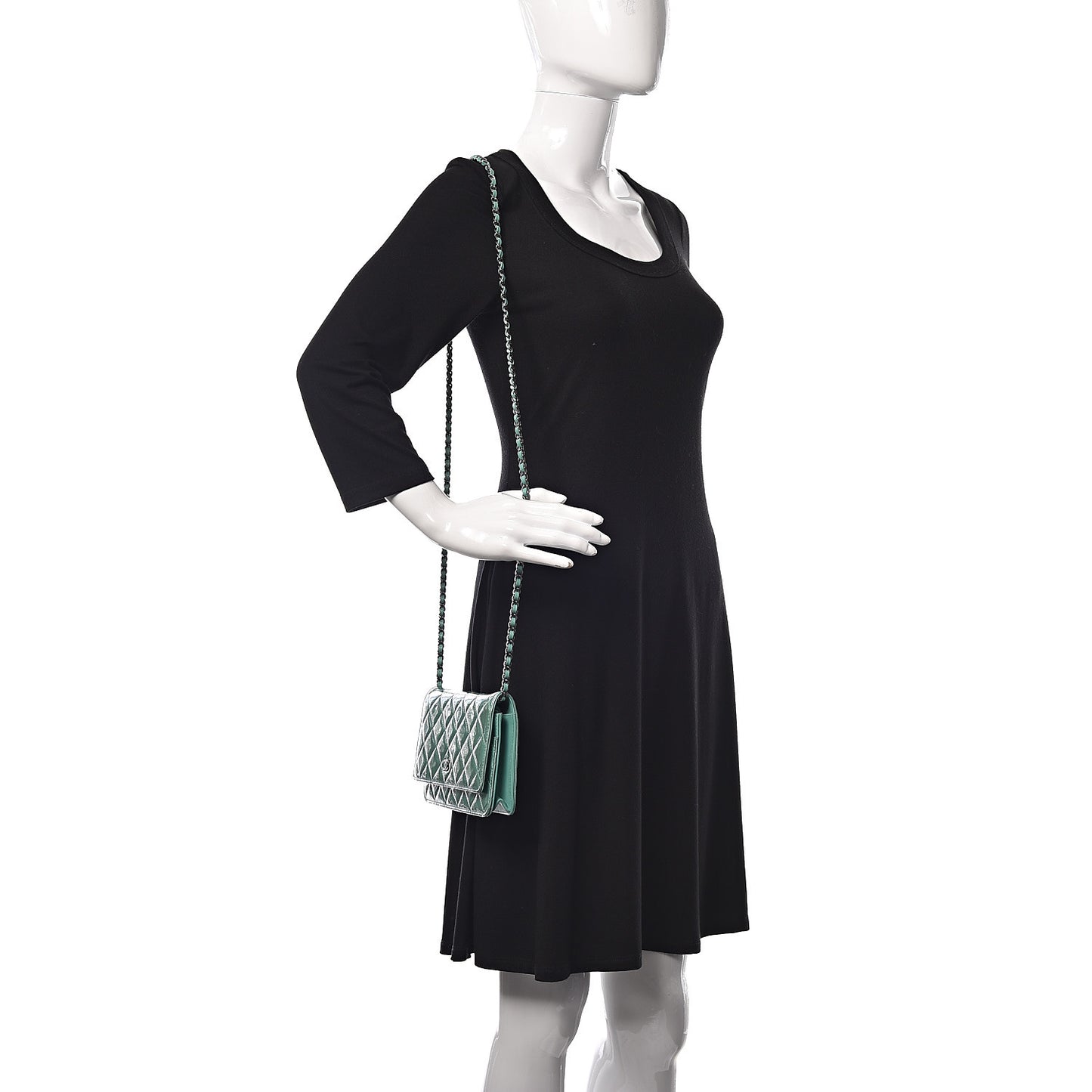 Patent Quilted Wallet On Chain WOC Green