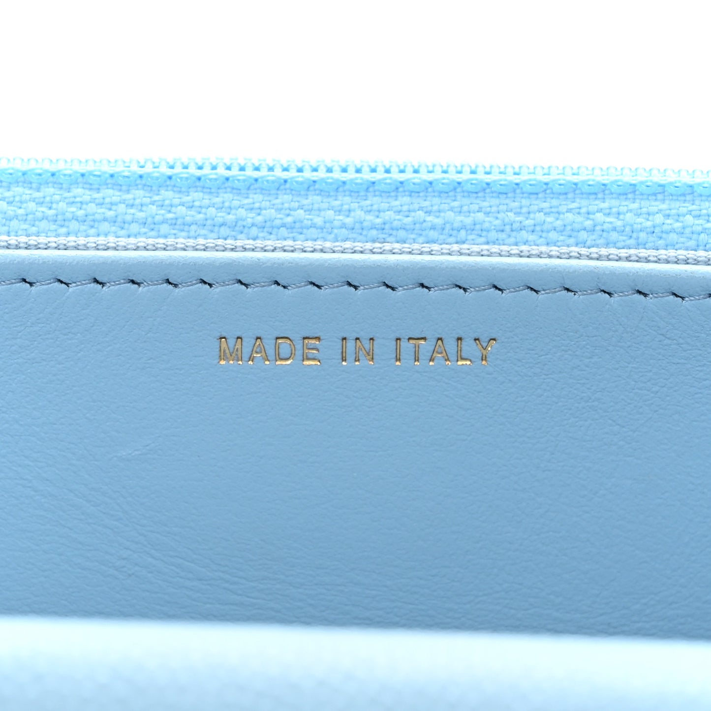 Caviar Quilted Crystal CC Wallet On Chain WOC Light Blue