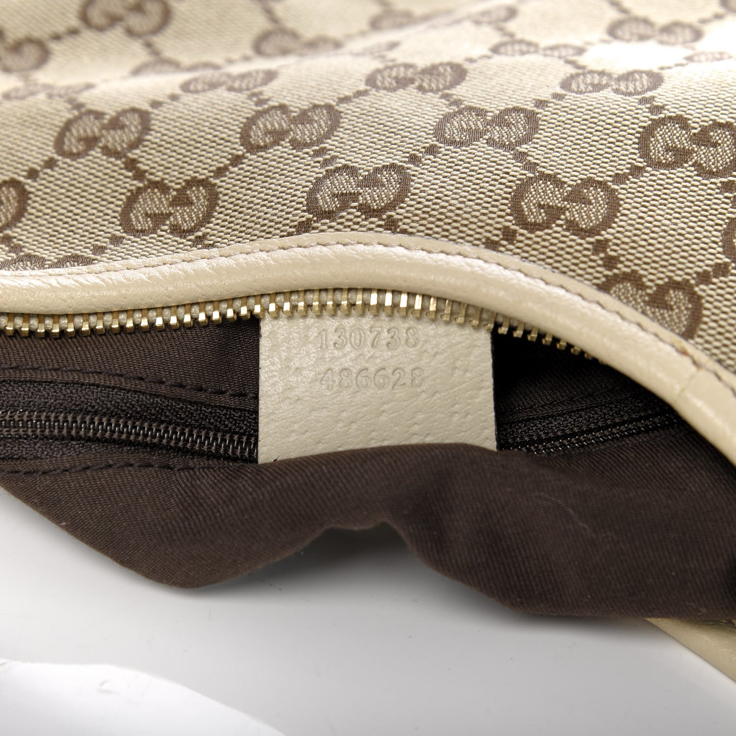 Monogram Medium Abbey D Ring Hobo Off White