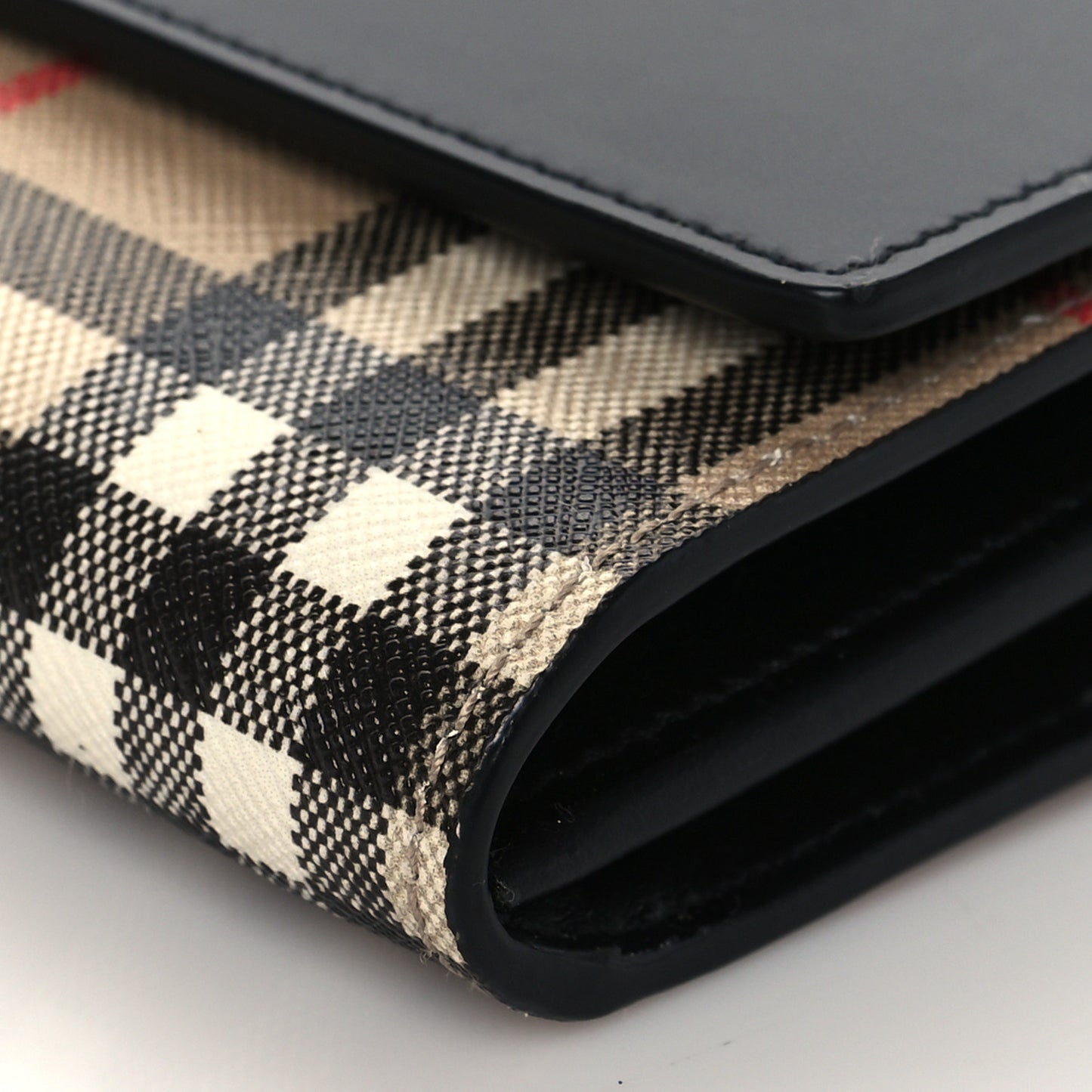 Calfskin Vintage Check Hannah Wallet with Detachable Strap Black