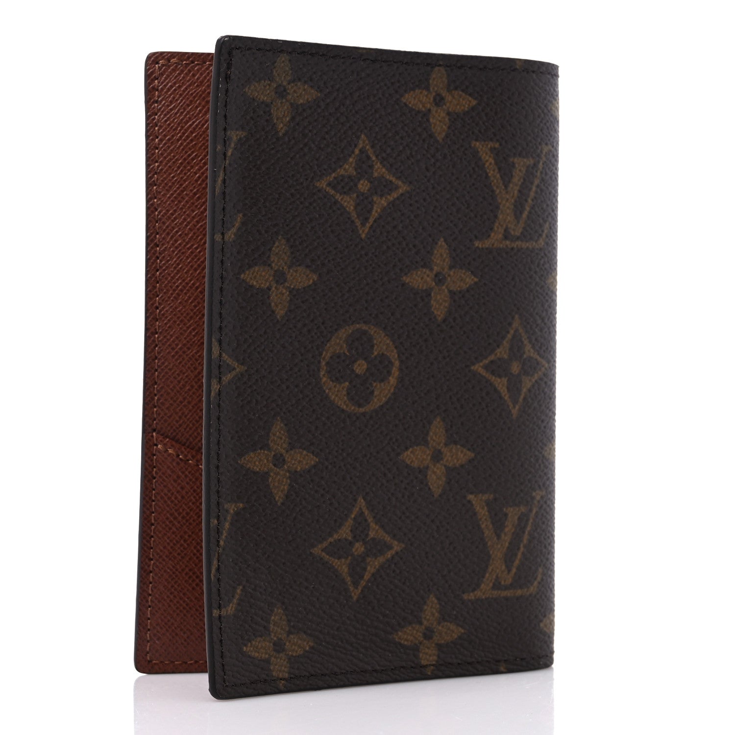 Louis Vuitton Monogram Passport Cover 3 of 7
