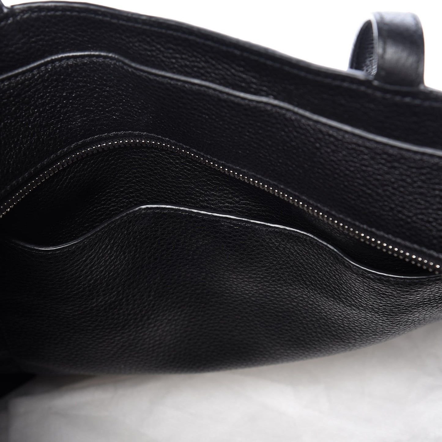 Vitello Daino Zip Shopping Tote Black