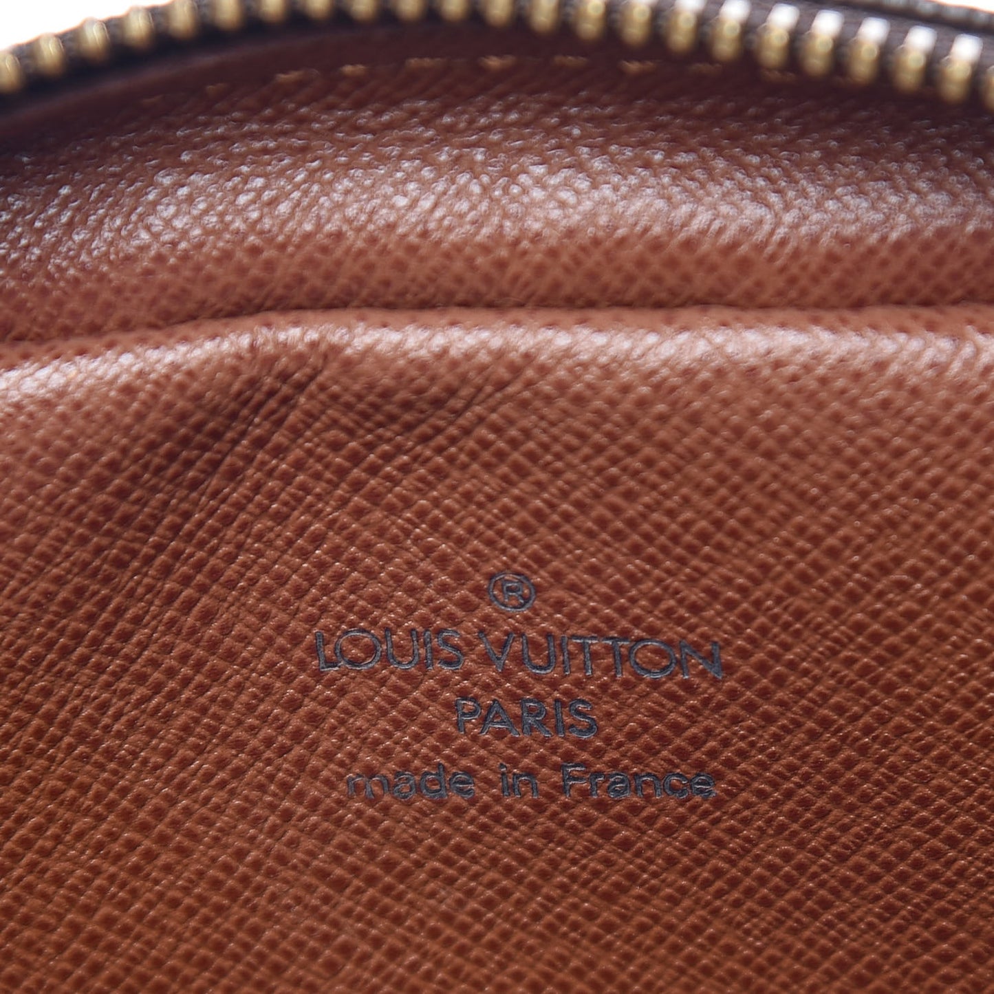 Monogram Amazone