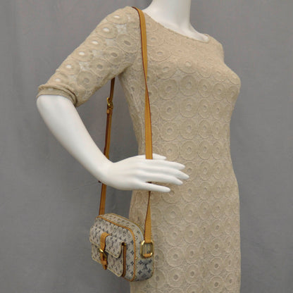 Louis Vuitton Mini Monogram Juliette 2 of 9