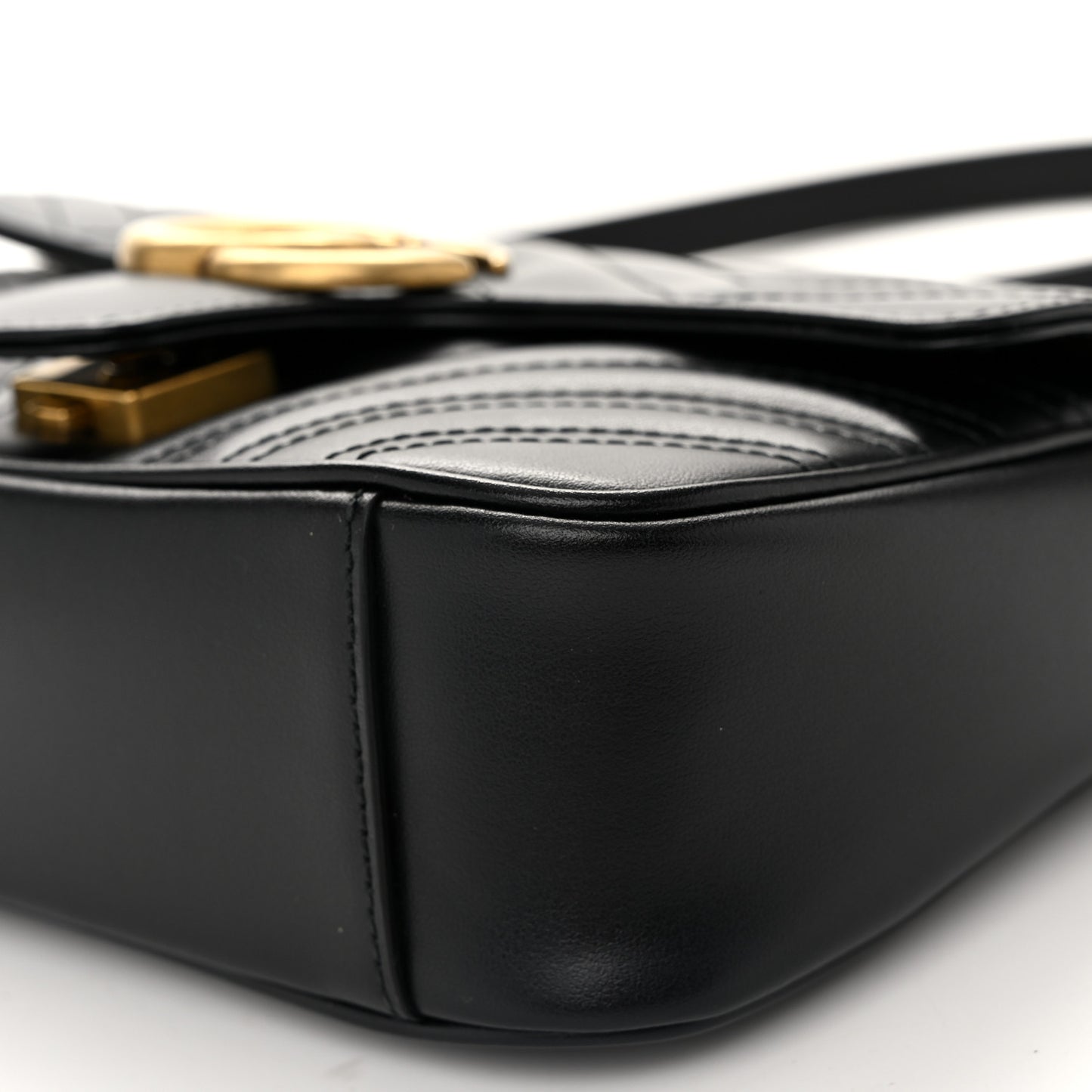 Calfskin Matelasse Mini GG Marmont Shoulder Bag Black
