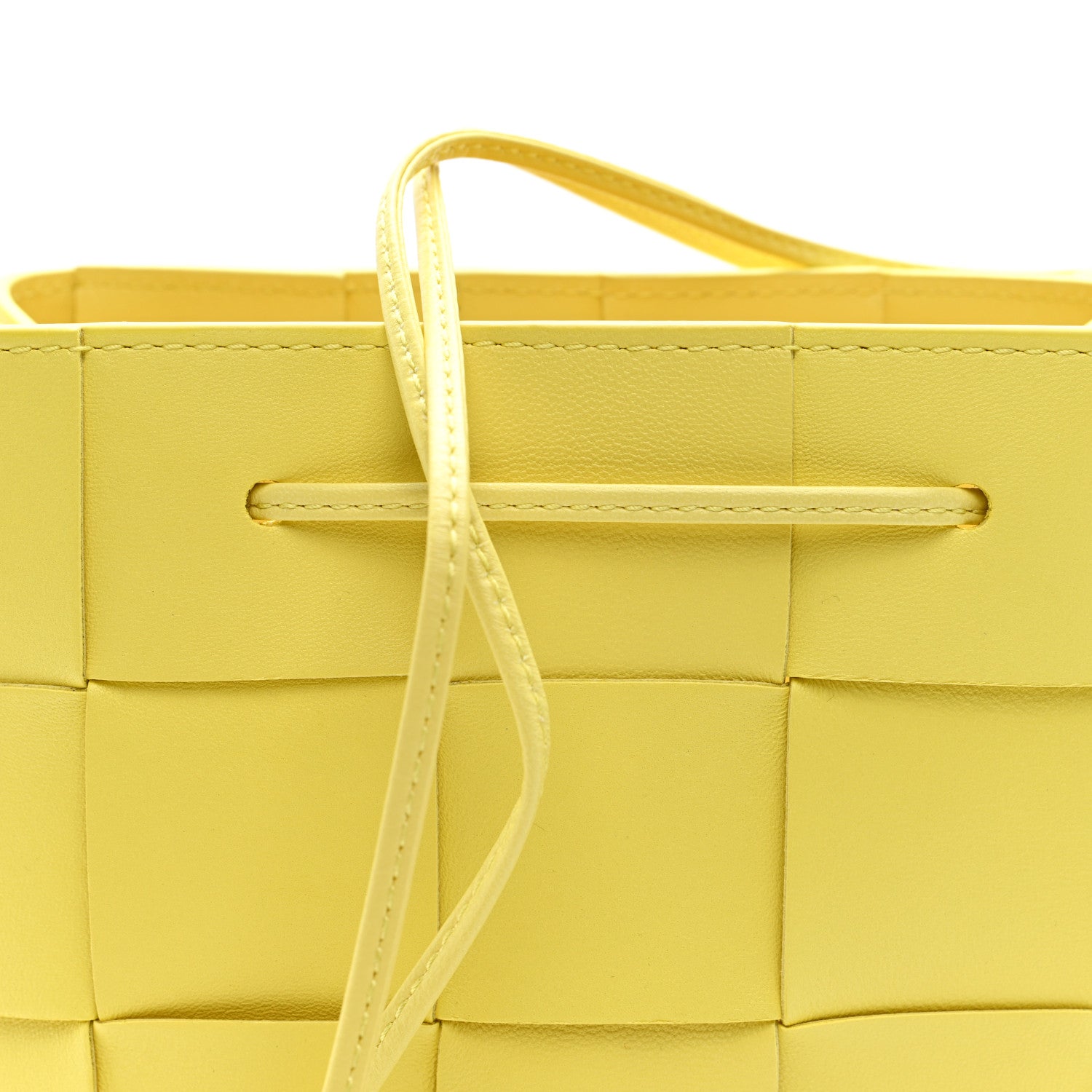 Bottega Veneta Lambskin Maxi Intrecciato Small Cassette Crossbody Bucket Bag Sherbert 7 of 9
