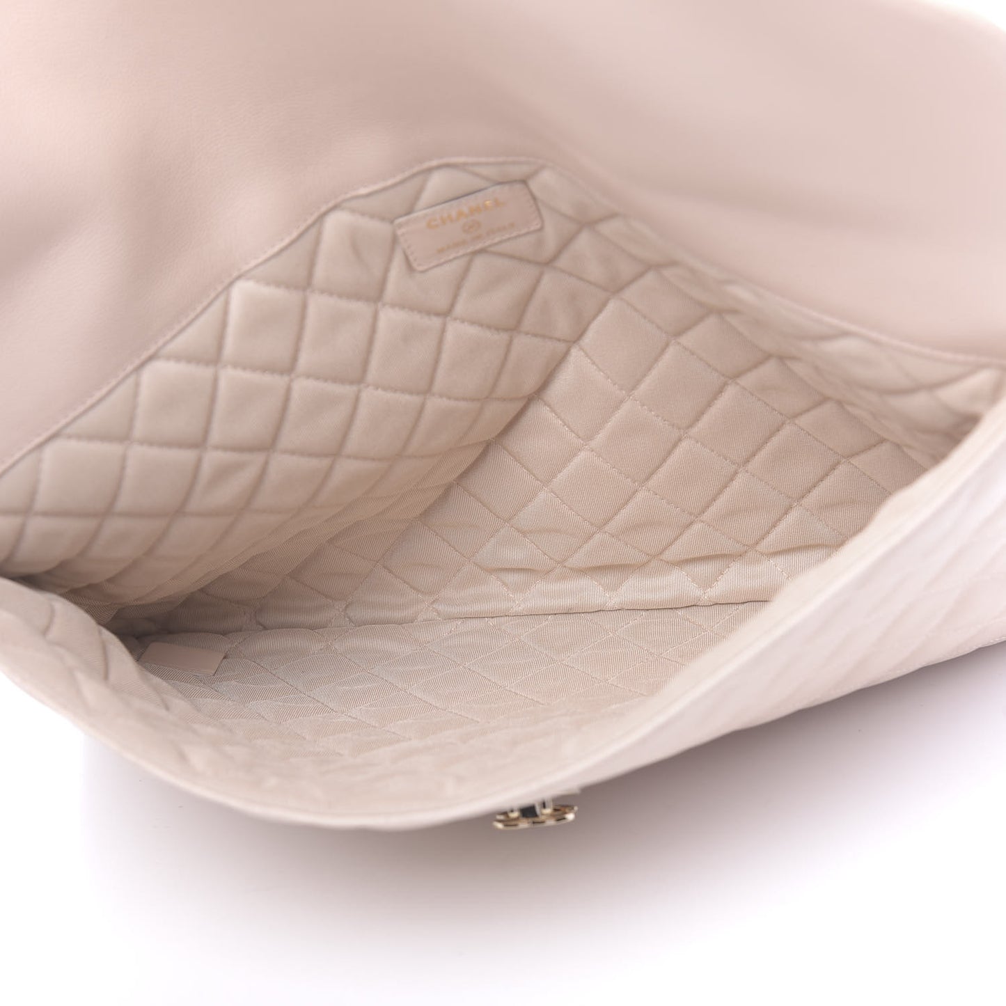 Caviar Quilted Large Golden Class Pouch Light Pink