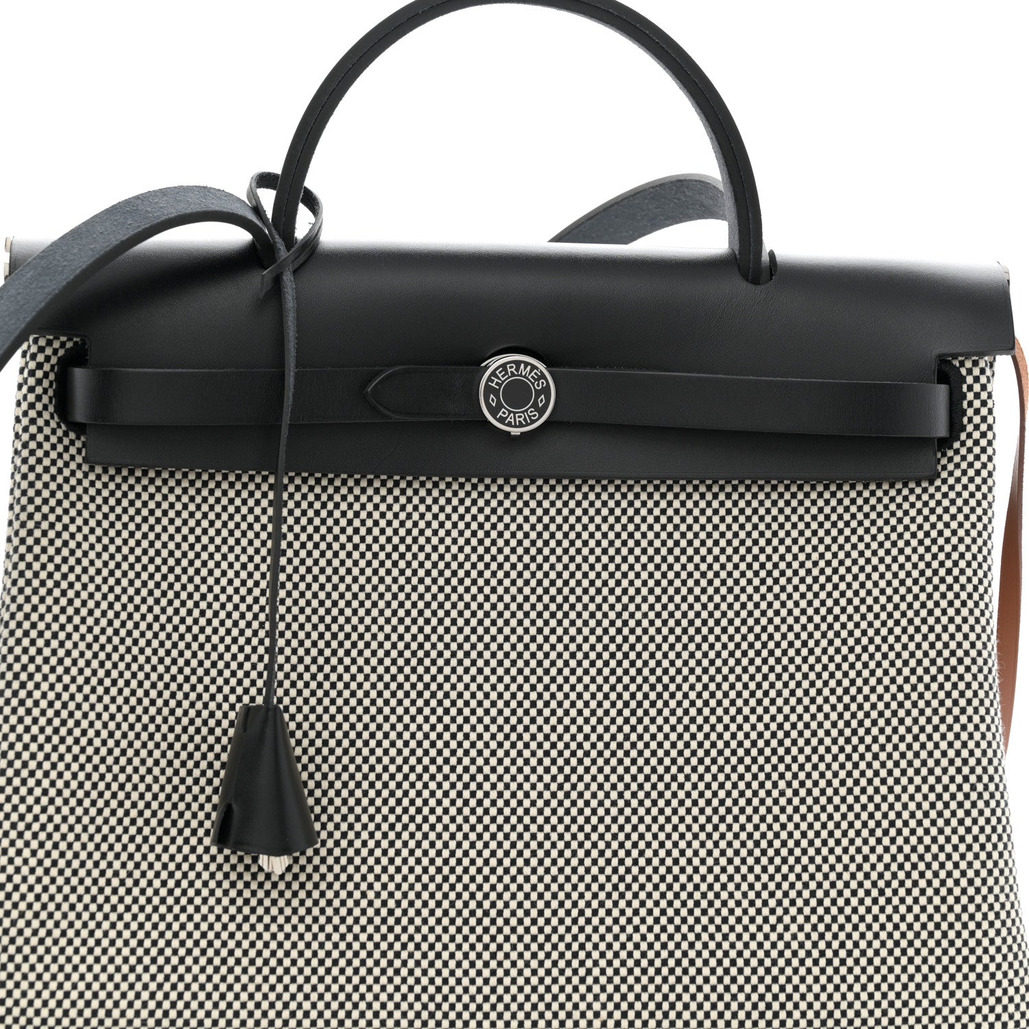 Hermes Vache Hunter Criss Viking Laque Horseshoe Herbag Zip Retourne 31 PM Ecru Black 9 of 12