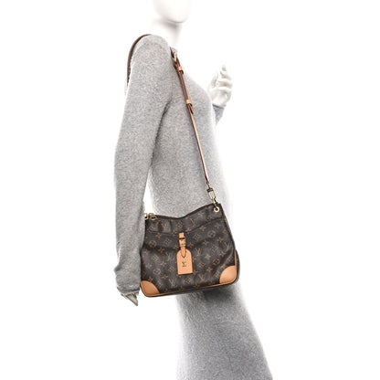 Louis Vuitton Monogram Odeon PM Natural 2 of 9