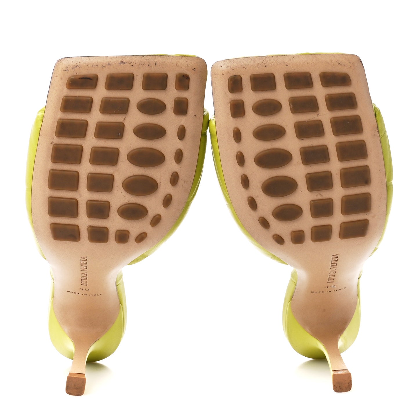 Nappa Quilted Rubber Lido Mule Sandals 40 Kiwi