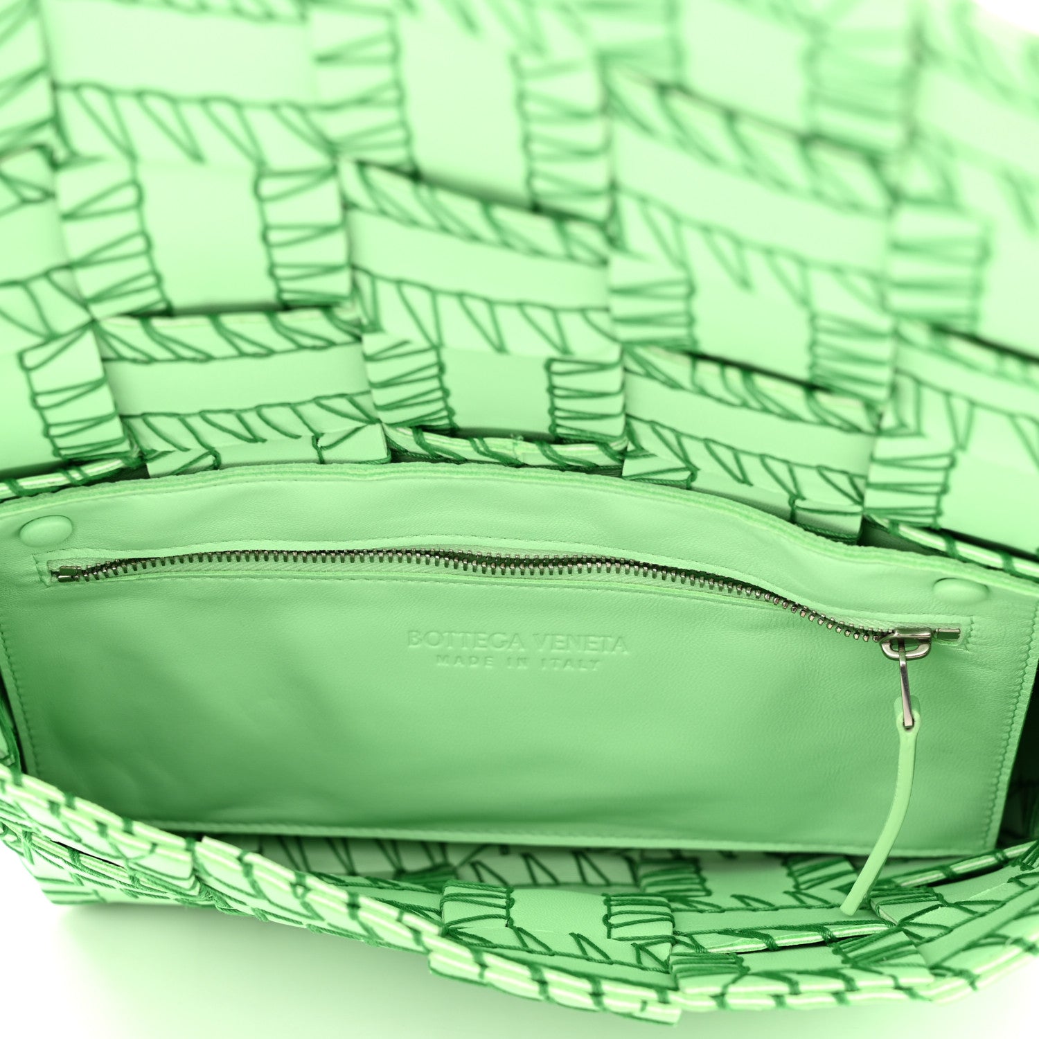 Bottega Veneta Nappa Maxi Intrecciato Overlock Stitched Cassette Crossbody Bag Parakeet 5 of 9
