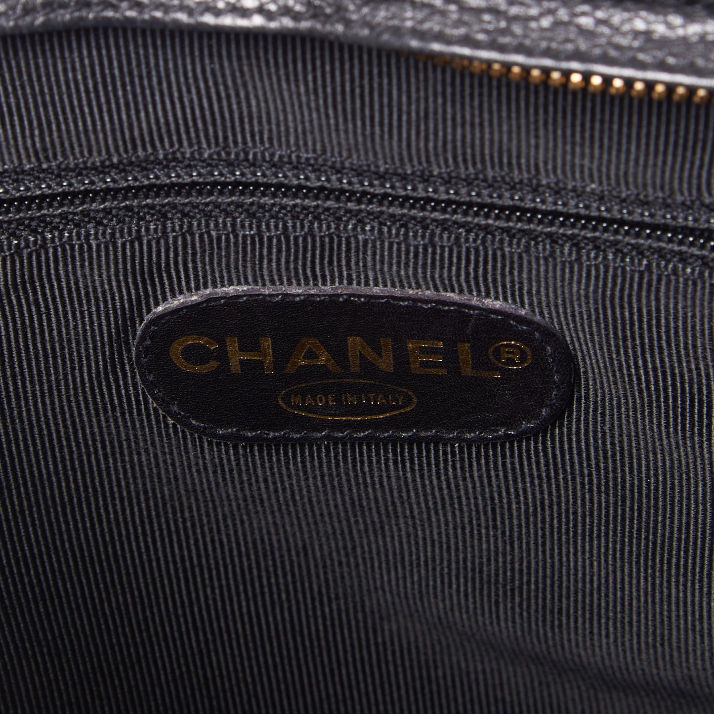 Caviar CC Shoulder Bag Black