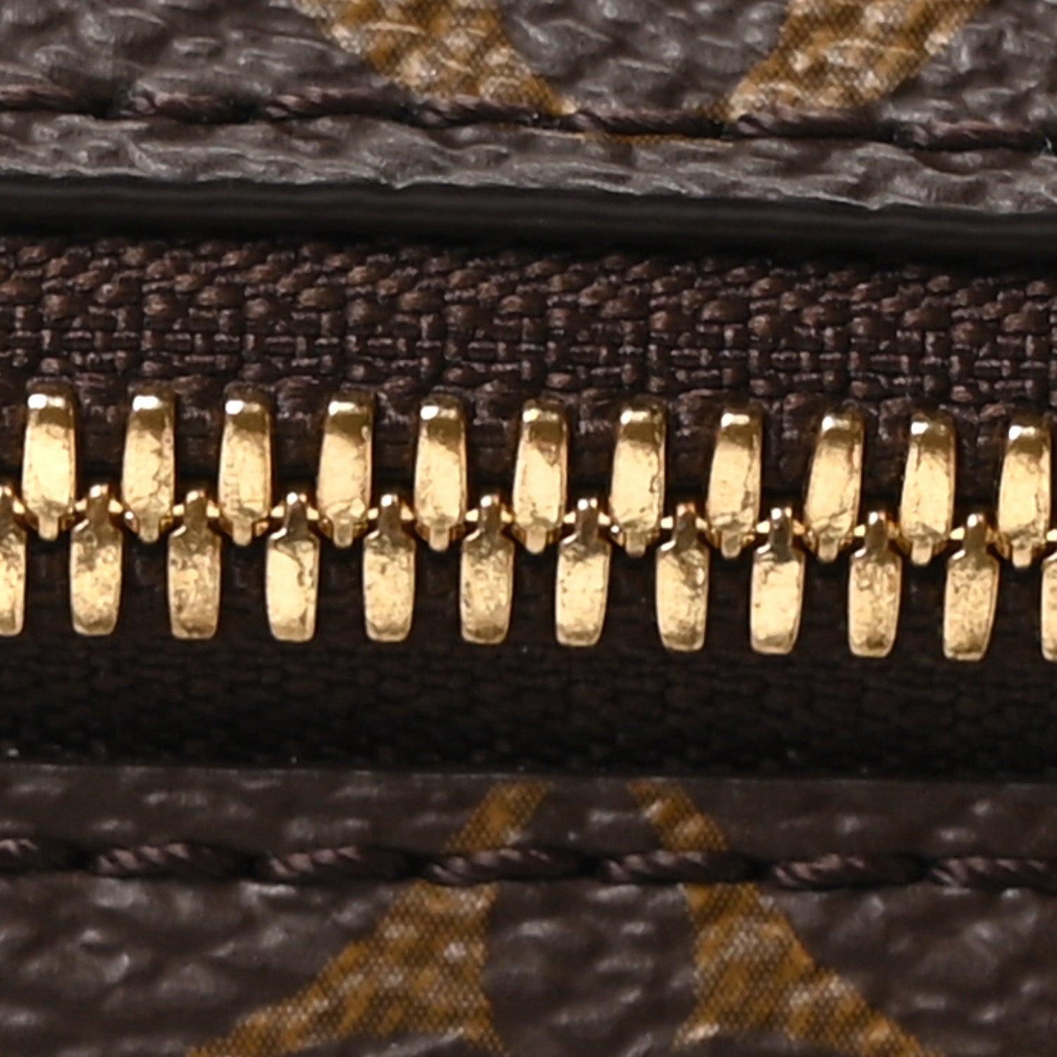 Louis Vuitton Reverse Monogram Vanity PM 7 of 9